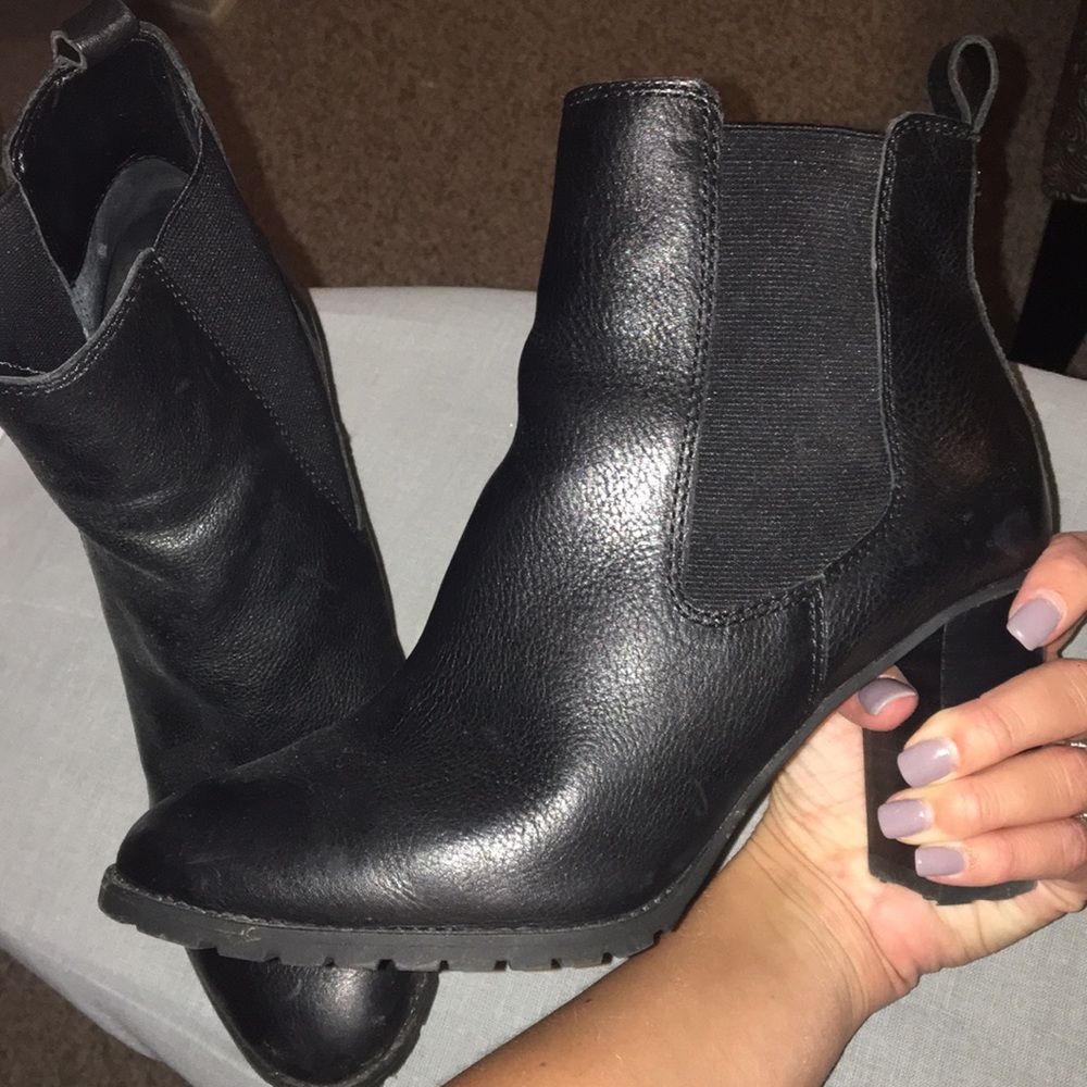 Antonio Melani booties
